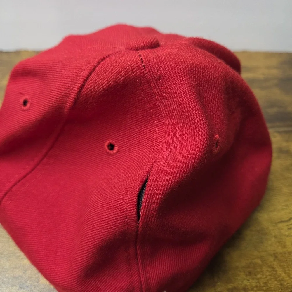 Vintage Cincinnati Reds New Era 59FIFTY Fitted Hat 100% Wool Size 7 1/2 Red USA
